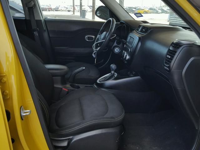 KNDJP3A53E7084311 - 2014 KIA SOUL + YELLOW photo 5
