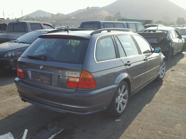 WBAEN33402PC10843 - 2002 BMW 325 IT GRAY photo 4