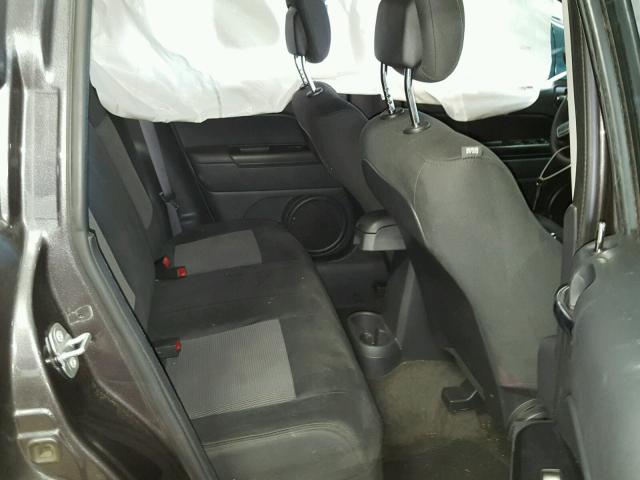 1C4NJDBB9GD723440 - 2016 JEEP COMPASS SP 灰色 照片 6