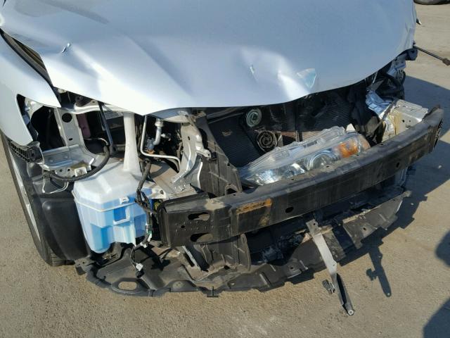 4T4BF3EK2BR123217 - 2011 TOYOTA CAMRY BASE SILVER photo 9