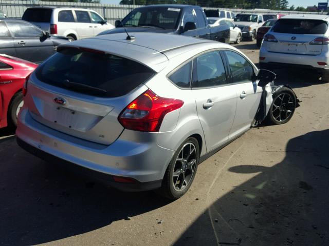 1FADP3K21DL187577 - 2013 FORD FOCUS SILVER photo 4