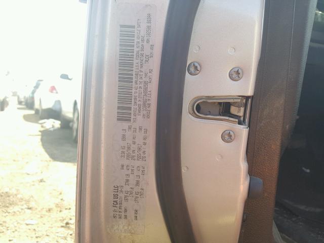 1C6RR6GT3HS582585 - 2017 RAM 1500 SLT SILVER photo 10