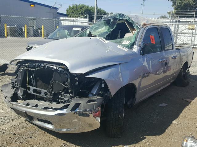 1C6RR6GT3HS582585 - 2017 RAM 1500 SLT SILVER photo 2