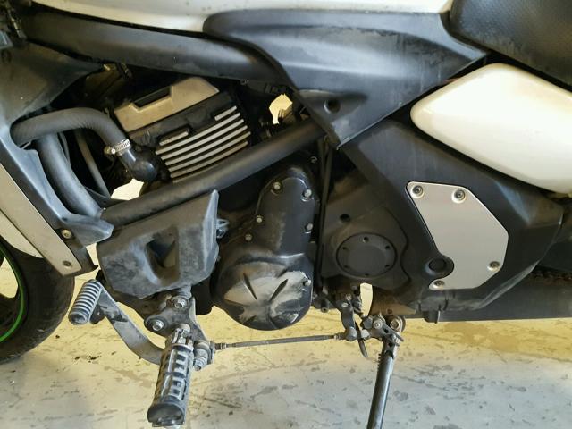 JKAENEA13FDA02934 - 2015 KAWASAKI EN650 A 白色 照片 7