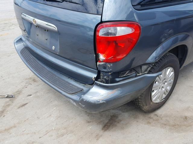 1A4GP45R16B521163 - 2006 CHRYSLER TOWN & COU ლურჯი ფოტო 9