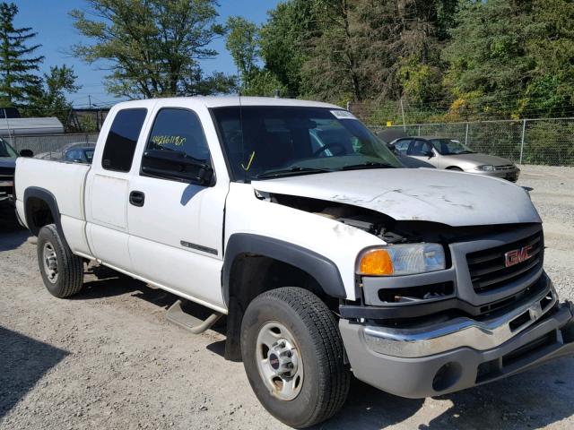 1GTHC29U77E152849 - 2007 GMC SIERRA C25 WHITE photo 1