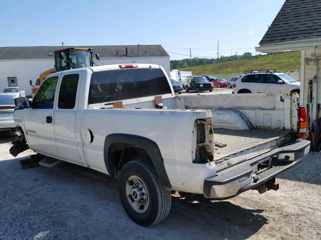 1GTHC29U77E152849 - 2007 GMC SIERRA C25 WHITE photo 3