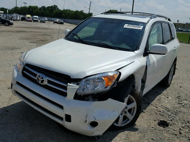 JTMBD31V575075363 - 2007 TOYOTA RAV4 LIMIT WHITE photo 2