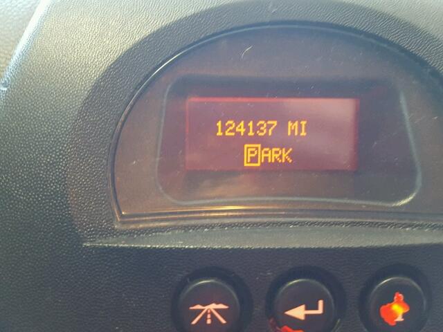 2G2WP552081120639 - 2008 PONTIAC GRAND PRIX WHITE photo 8