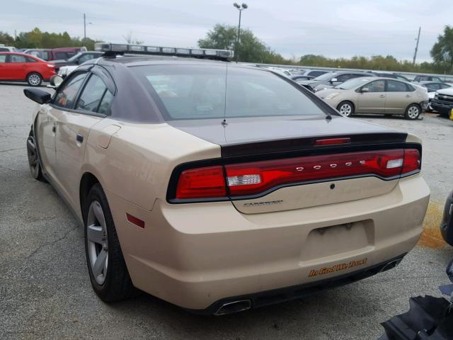 2C3CDXAT8DH686135 - 2013 DODGE CHARGER PO TWO TONE photo 3