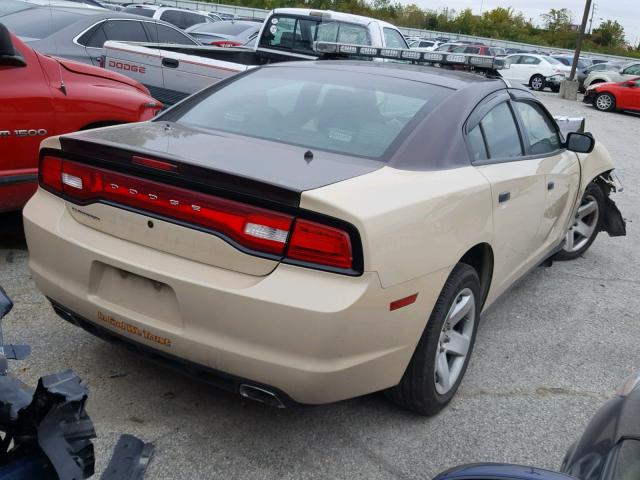 2C3CDXAT8DH686135 - 2013 DODGE CHARGER PO TWO TONE photo 4