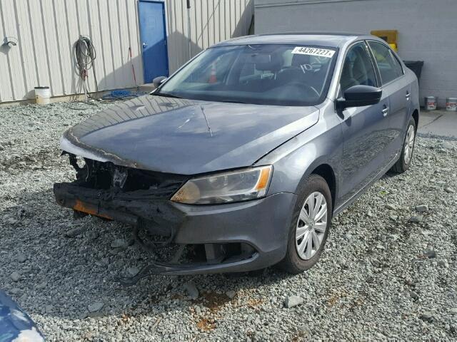 3VW2K7AJ7DM317874 - 2013 VOLKSWAGEN JETTA BASE CHARCOAL photo 2