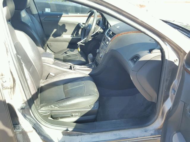 1G1ZE5E75AF210936 - 2010 CHEVROLET MALIBU LTZ 棕色 照片 5