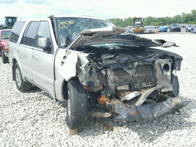 5LMFU28R73LJ46453 - 2003 LINCOLN NAVIGATOR Silber Foto 1