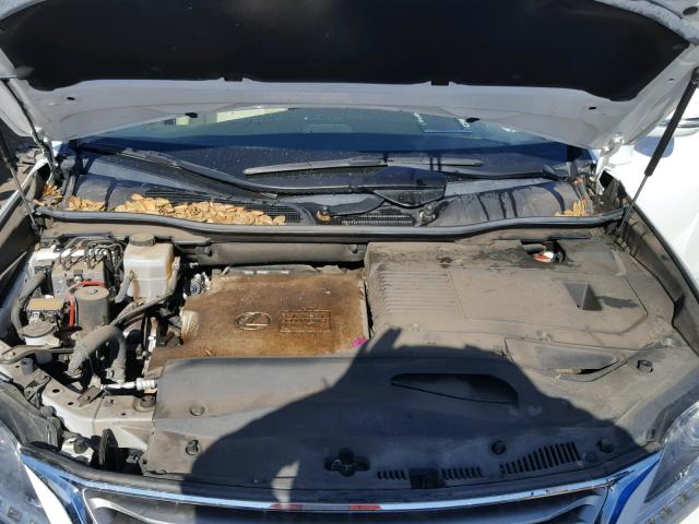 2T2BC1BA8FC006599 - 2015 LEXUS RX 450H WHITE photo 7