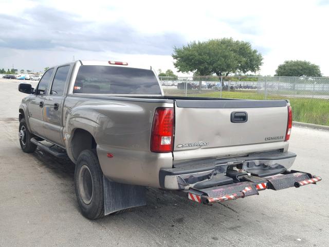 1GCJC331X2F194196 - 2002 CHEVROLET 3500 SILVER photo 3