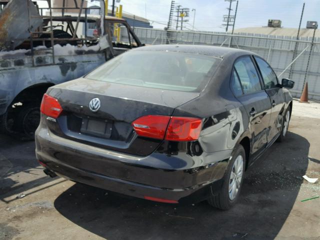 3VW2K7AJXBM397071 - 2011 VOLKSWAGEN JETTA BASE BLACK photo 4