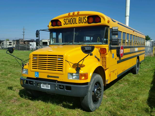 N0V1N780 - 2003 IC CORPORATION 3000 黄色 照片 2