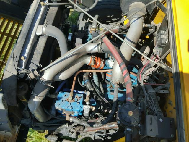 N0V1N780 - 2003 IC CORPORATION 3000 黄色 照片 7