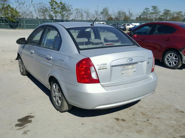 KMHCN46C19U378630 - 2009 HYUNDAI ACCENT GLS SILVER photo 3