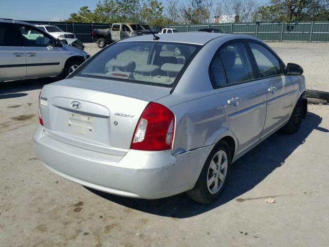 KMHCN46C19U378630 - 2009 HYUNDAI ACCENT GLS SILVER photo 4