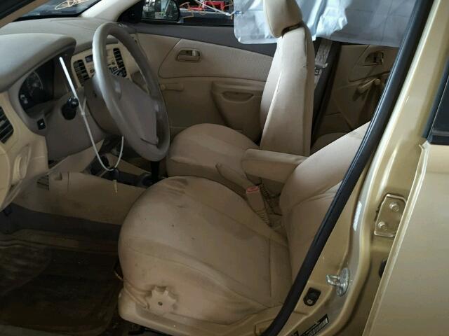 KNADE223796460964 - 2009 KIA RIO BASE GOLD photo 5