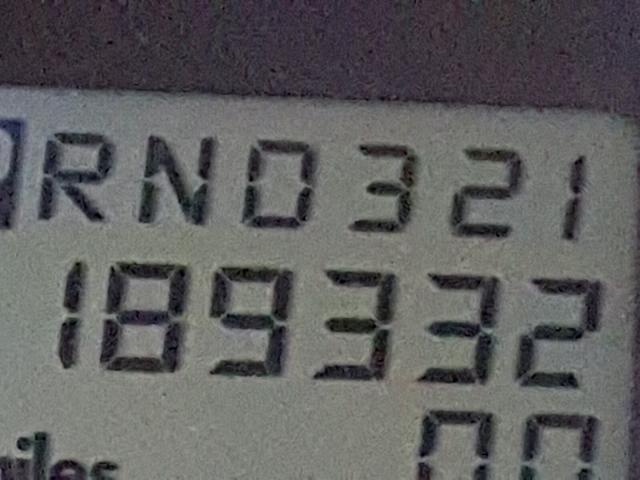 3VWDD21C2YM491946 - 2000 VOLKSWAGEN NEW BEETLE 黑色 照片 8