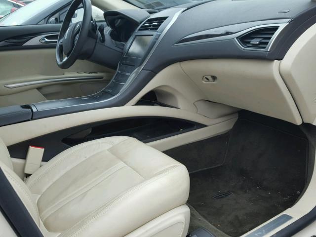 3LN6L2J99FR609991 - 2015 LINCOLN MKZ Բեժ լուսանկար 5