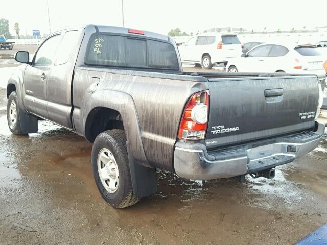 5TFTU4GN7DX047288 - 2013 TOYOTA TACOMA PRE GRAY photo 3