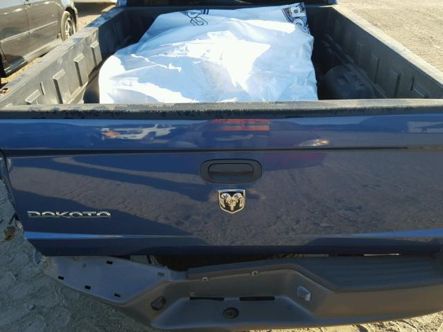 1D7HE22K06S691354 - 2006 DODGE DAKOTA BLUE photo 6