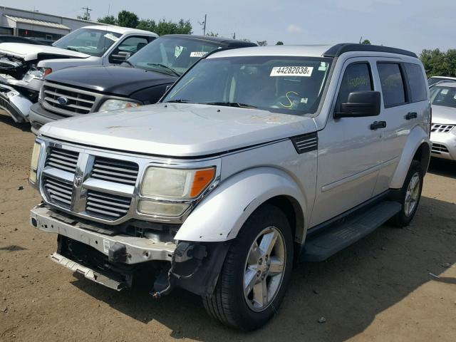 1D8GT58KX7W556303 - 2007 DODGE NITRO SLT SILVER photo 2