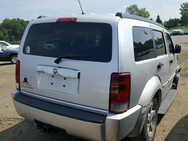 1D8GT58KX7W556303 - 2007 DODGE NITRO SLT SILVER photo 4