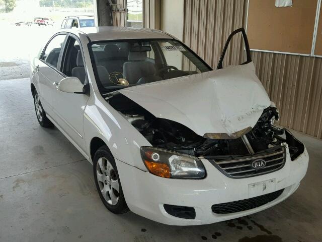 KNAFE221595654552 - 2009 KIA SPECTRA WHITE photo 1