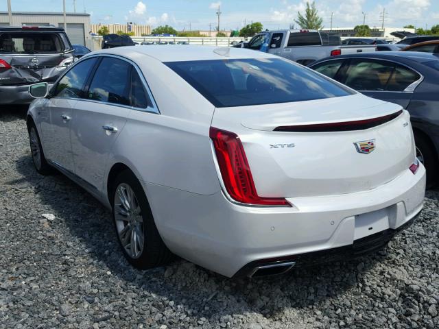 2G61M5S35J9143727 - 2018 CADILLAC XTS LUXURY WHITE photo 3