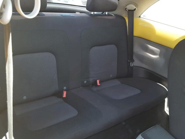 3VWCK31C25M412813 - 2005 VOLKSWAGEN NEW BEETLE 黄色 照片 6