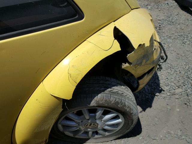 3VWCK31C25M412813 - 2005 VOLKSWAGEN NEW BEETLE 黄色 照片 9