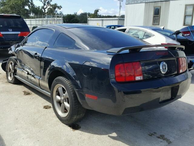 1ZVFT80N865118124 - 2006 FORD MUSTANG BLACK photo 3