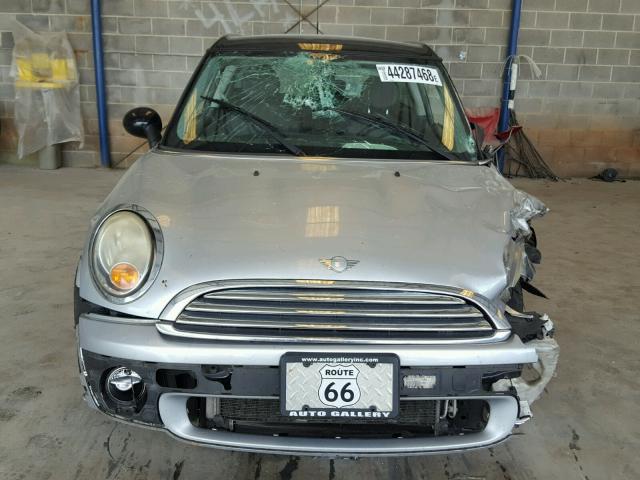 WMWML33518TN68038 - 2008 MINI COOPER CLU SILVER photo 7