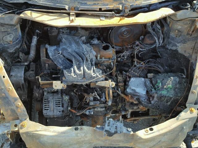 3VWCC21C9XM444751 - 1999 VOLKSWAGEN NEW BEETLE 绿色 照片 7