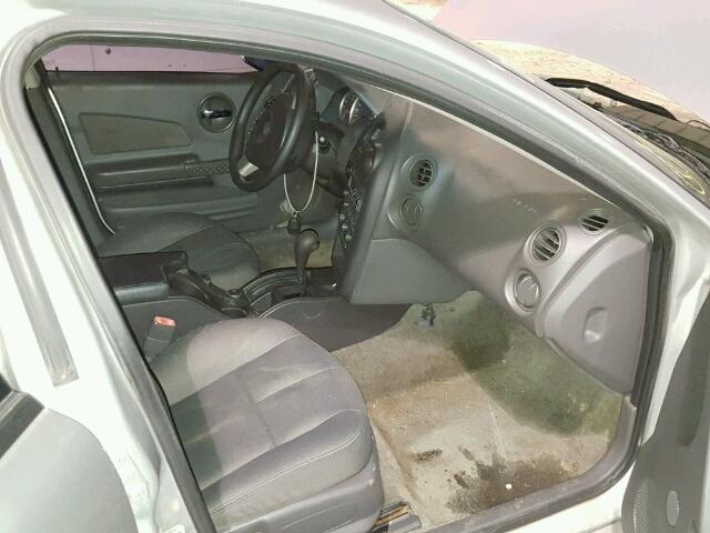 2G2WP522651326922 - 2005 PONTIAC GRAND PRIX SILVER photo 5