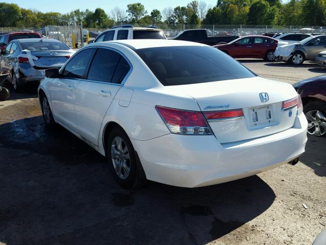 1HGCP2F4XCA174270 - 2012 HONDA ACCORD LXP WHITE photo 3