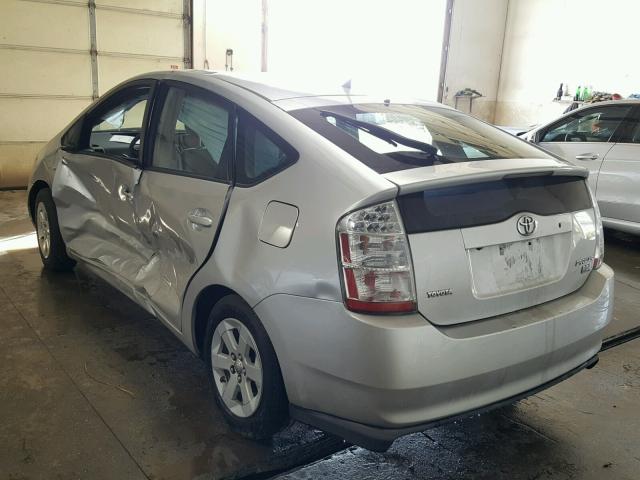 JTDKB20U377601843 - 2007 TOYOTA PRIUS SILVER photo 3