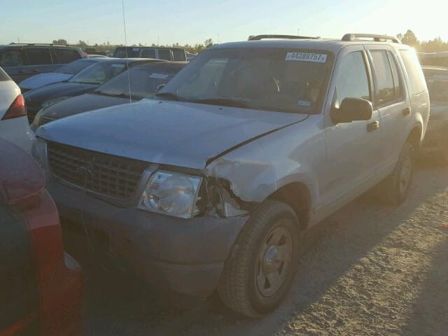 1FMZU62E92UB07370 - 2002 FORD EXPLORER X SILVER photo 2