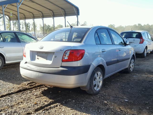 KNADE123966139966 - 2006 KIA RIO SILVER photo 4