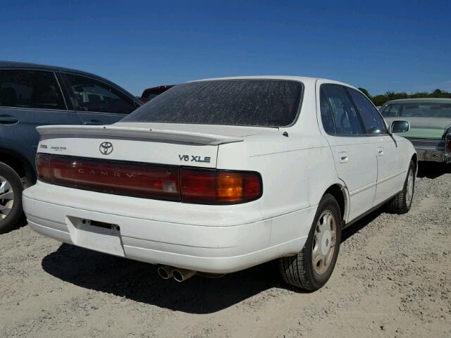 4T1VK13E0PU048030 - 1993 TOYOTA CAMRY WHITE photo 4