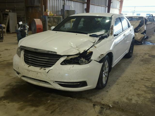 1C3CCBAB7EN206799 - 2014 CHRYSLER 200 LX WHITE photo 2