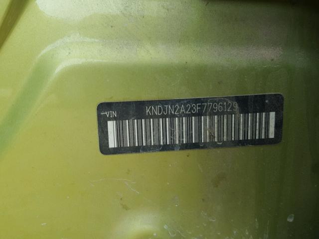 KNDJN2A23F7796129 - 2015 KIA SOUL GREEN photo 10