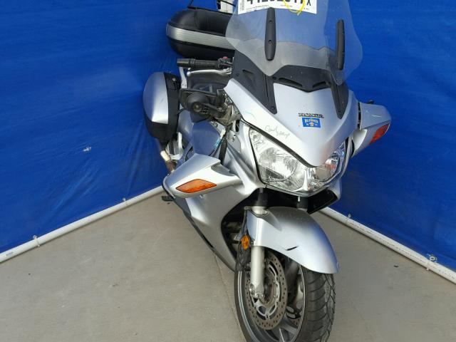 JH2SC51467M500415 - 2007 HONDA ST1300 A SILVER photo 9