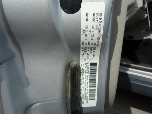 1J8HG58266C170493 - 2006 JEEP COMMANDER SILVER photo 10