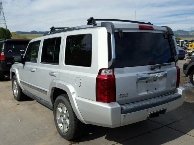 1J8HG58266C170493 - 2006 JEEP COMMANDER SILVER photo 3